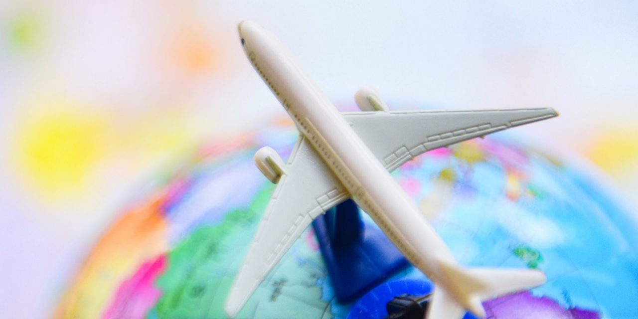 https://conectameya.com/wp-content/uploads/2019/04/bigstock-Travel-Background-Concept-Ai-318873919e-1280x640.jpg